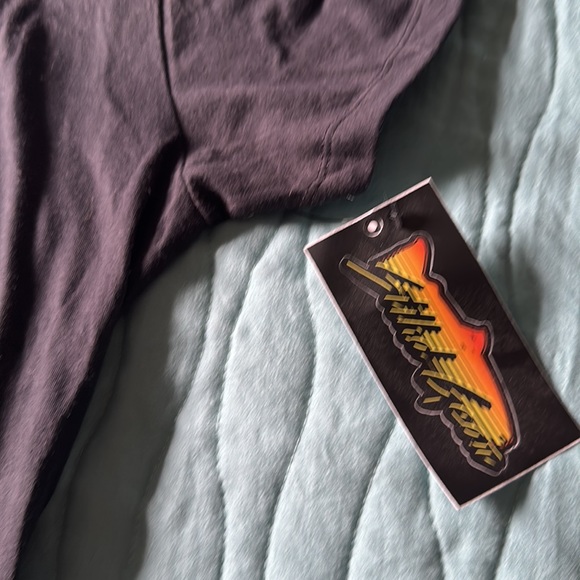 STLHD womens 3X runs small NWT tee - Picture 3 of 3